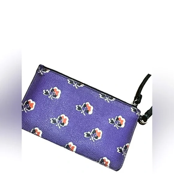 Coach F56027 Purple Bramble Rose PVC Leather Zip Wristlet - Picture 4 of 9